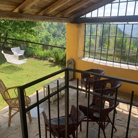 فندق مبيت وإفطار La Collina Degli Scoiattoli Cravanzana