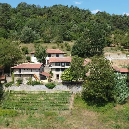 Couette-café La Collina Degli Scoiattoli Cravanzana