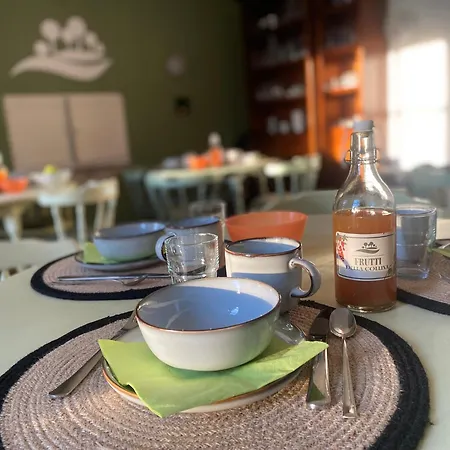 La Collina Degli Scoiattoli B&B 크라반자나