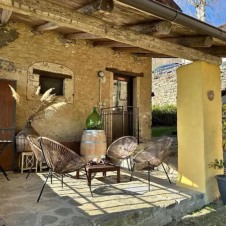 Couette-café La Collina Degli Scoiattoli Cravanzana